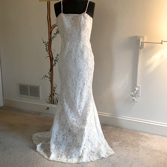 BHLDN wedding dress, never worn - Picture 1 of 8